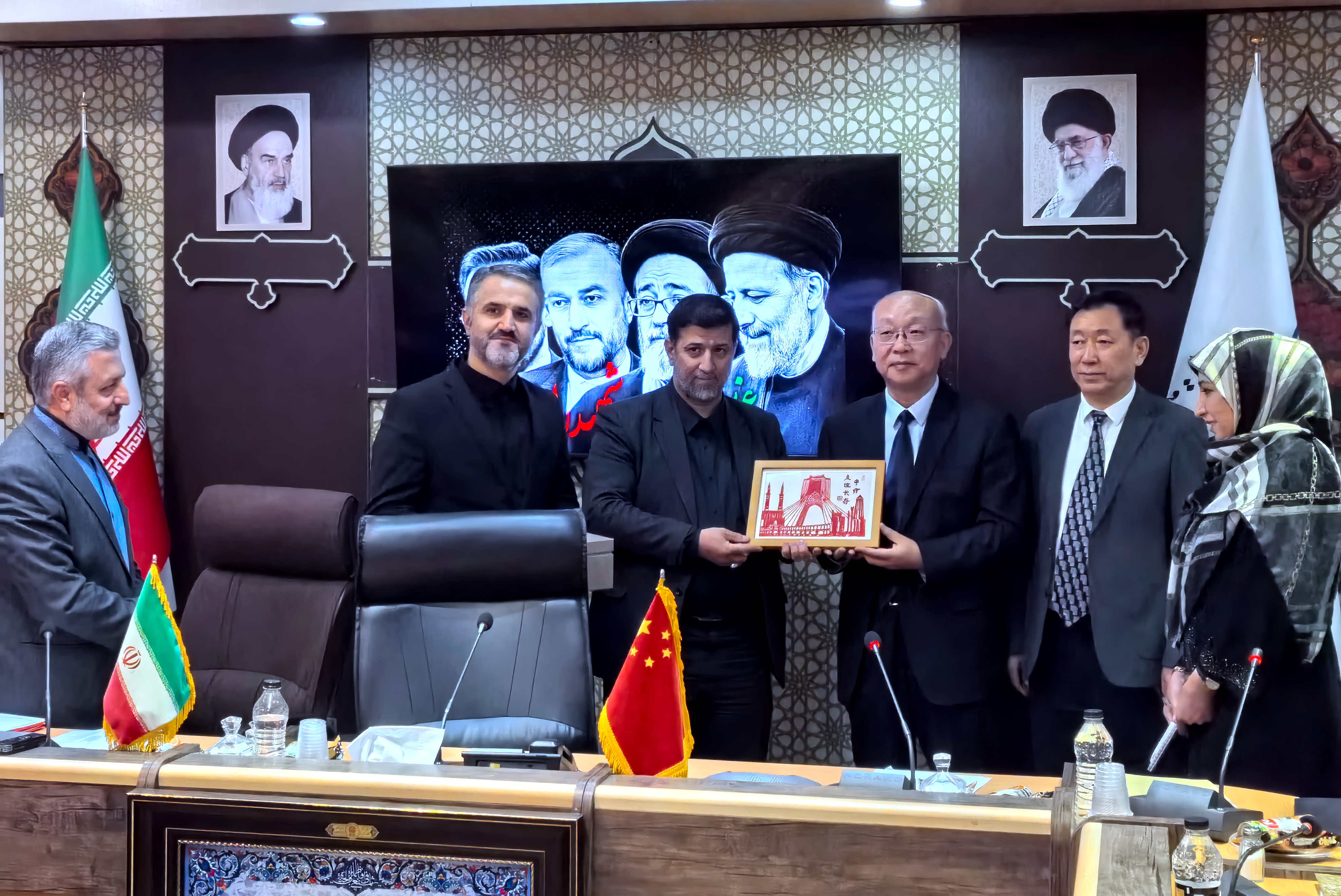 甘肃省友好代表团访问伊朗和俄罗斯